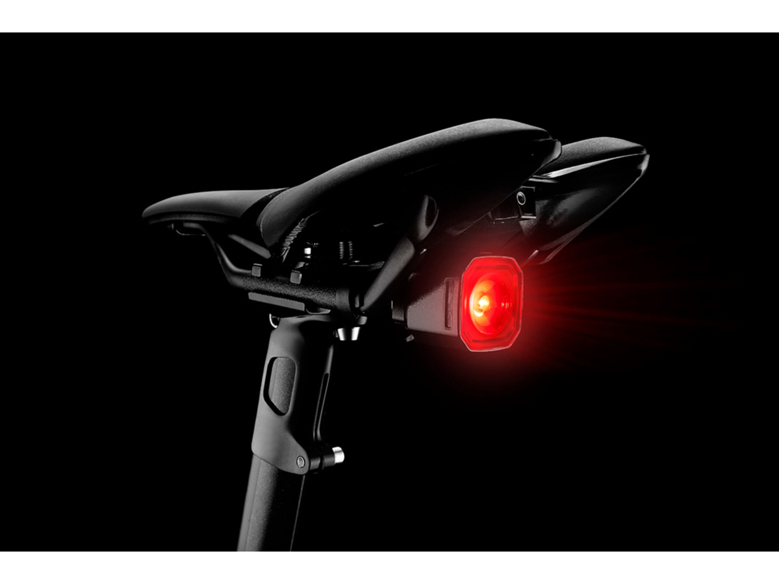 Giant recon tl 100 rear light deals