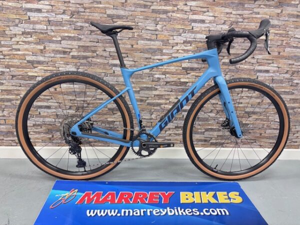 Giant Revolt Advanced 3 Gravel Bike