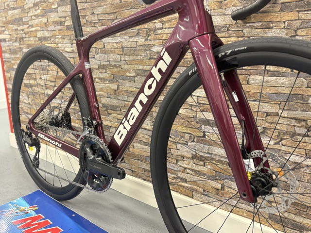 Bianchi Infinito 12 Speed Road Bike