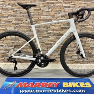 SCOTT Addict 30 Road Bike