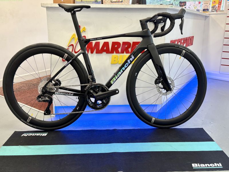 New Arrival Bianchi Specialissima Pro – Ultegra Di2 – Road Bike with Carbon Wheels